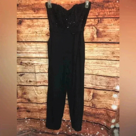 🔥VENUS Sequins and Lace Black Corset Jumpsuit with belt🔥NWT size 6 - Picture 3 of 16